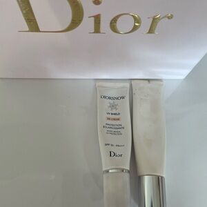 Bundle of two Dior items  (Dior Diorsnow BB Creme UV Shield & Dior Highlighter)